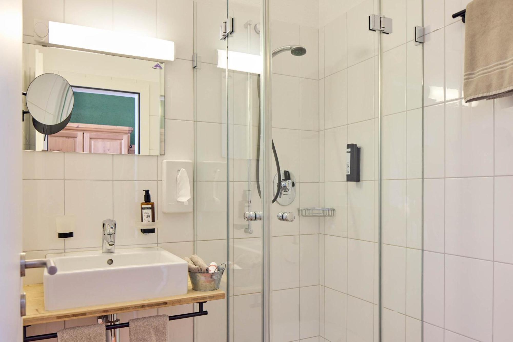 Fronalpstock Hotel & Restaurant Штос Номер фото