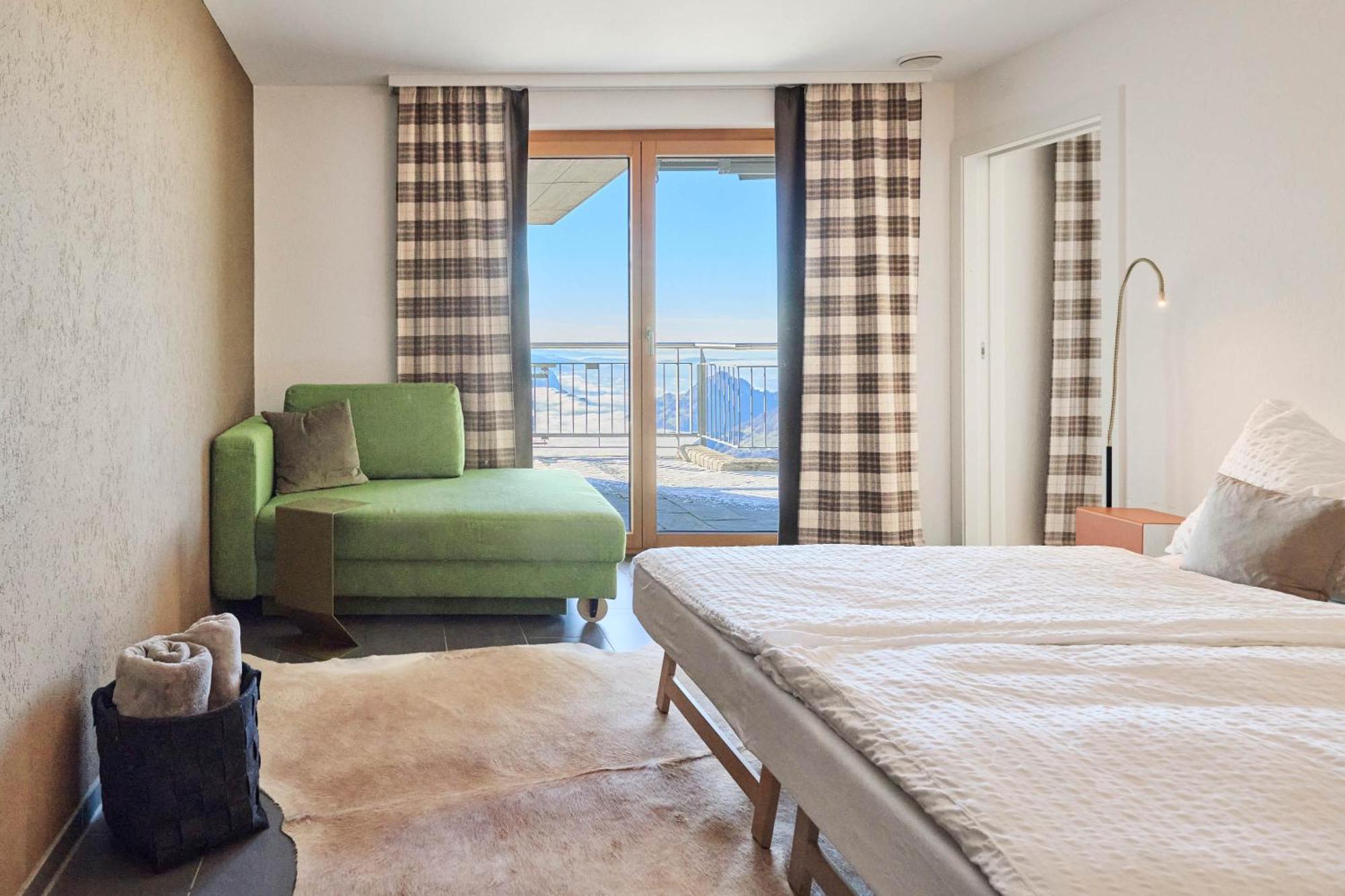 Fronalpstock Hotel & Restaurant Штос Номер фото