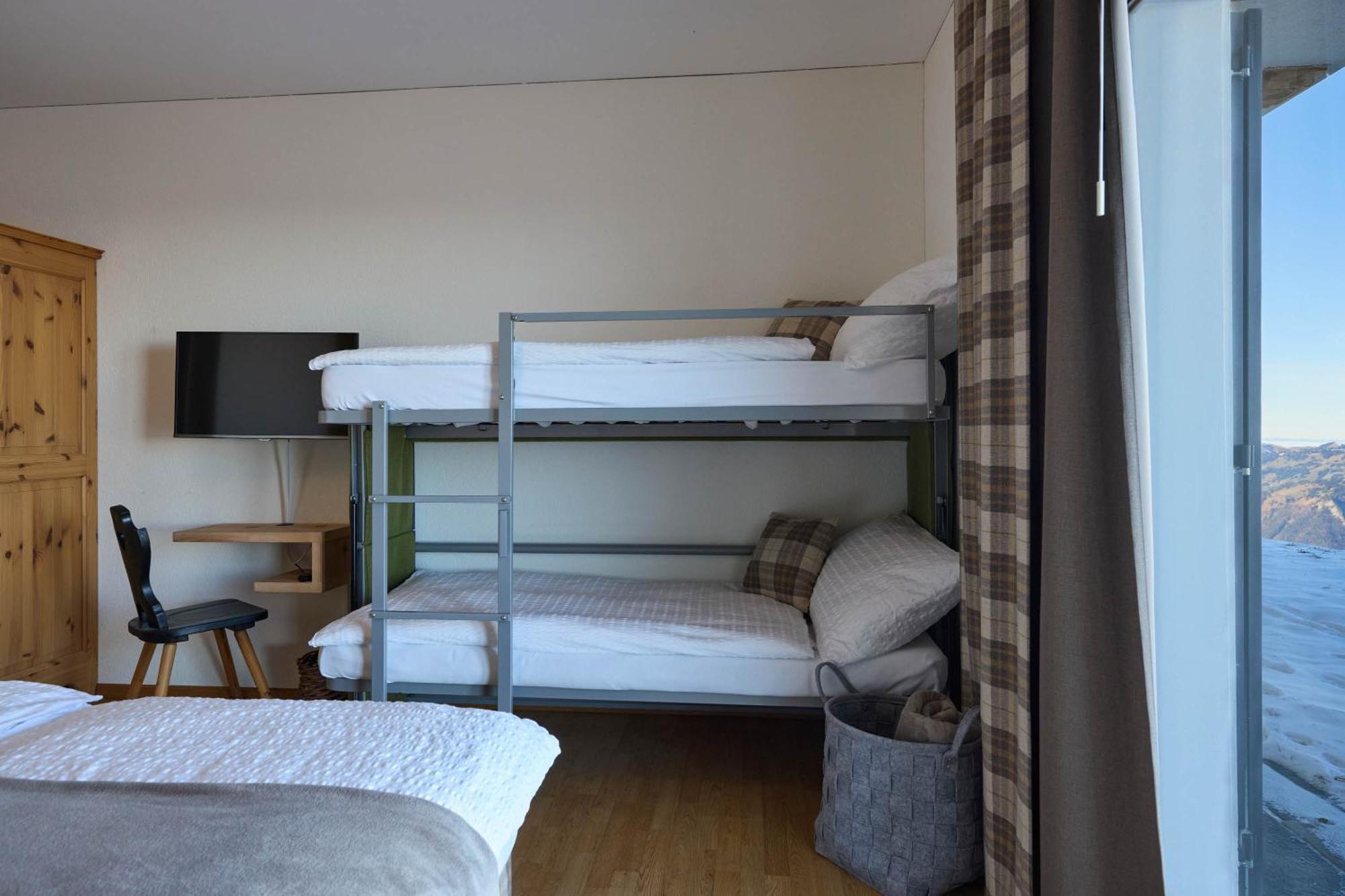 Fronalpstock Hotel & Restaurant Штос Номер фото