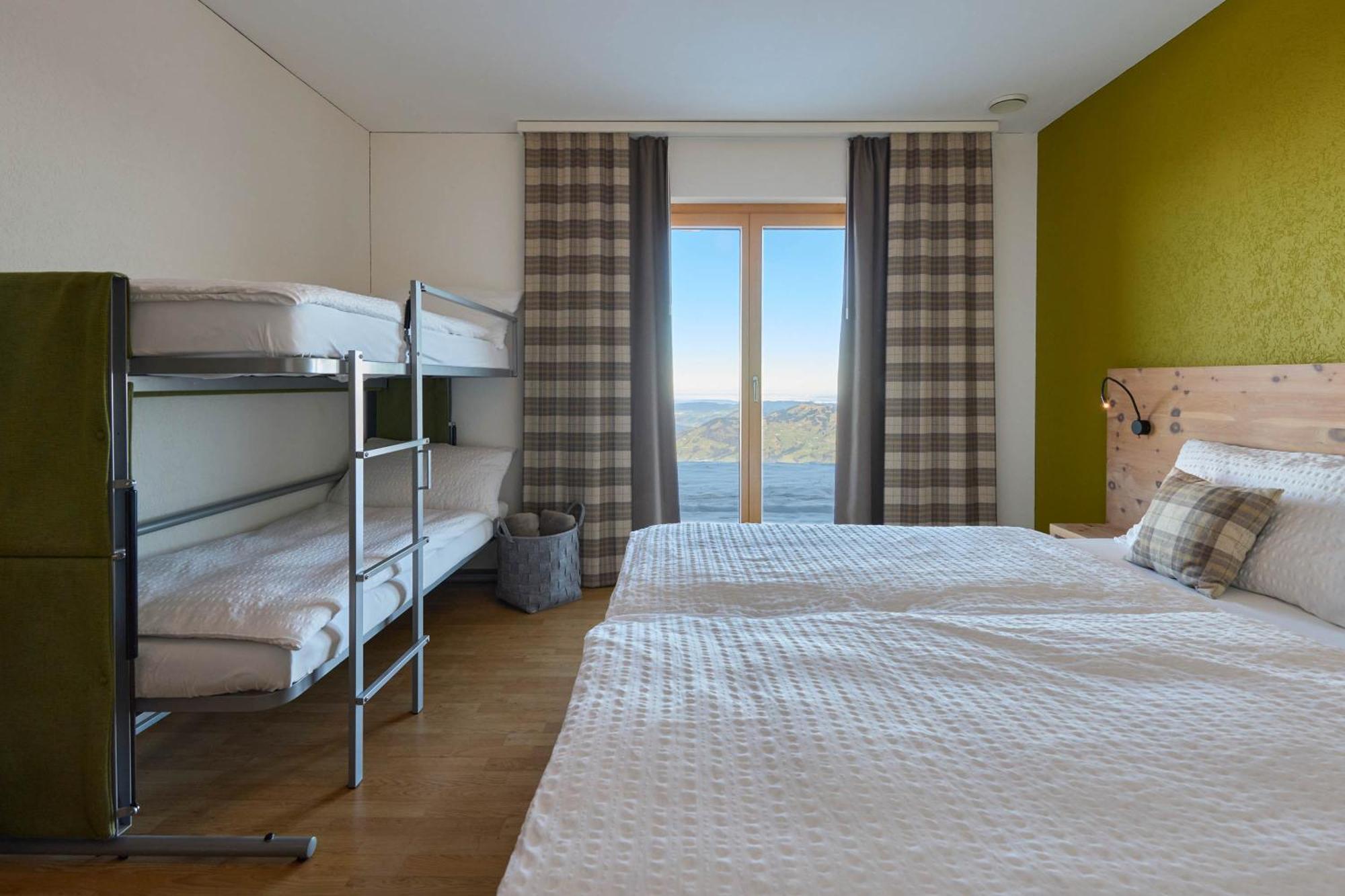 Fronalpstock Hotel & Restaurant Штос Номер фото